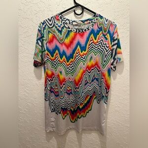 Colorful Wave Pattern T-Shirt